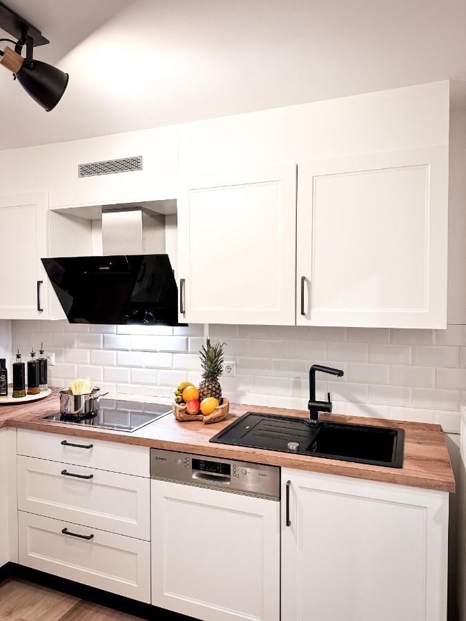 Schoenes Modernes Einfamilienhaus Fuer 1 Bis 6 Personen Rimpar Luaran gambar