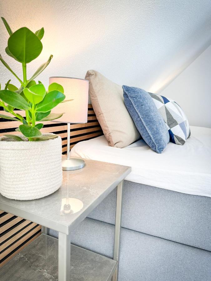 Schoenes Modernes Einfamilienhaus Fuer 1 Bis 6 Personen Rimpar Luaran gambar